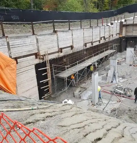 LAKE-VU CONDOS